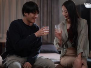 JUQ-659, làm chóc rùi tụt quần cô nàng Esui Tsukino ra xơi